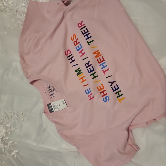 He She They short sleeved tee shirt - Picture 4 of 4